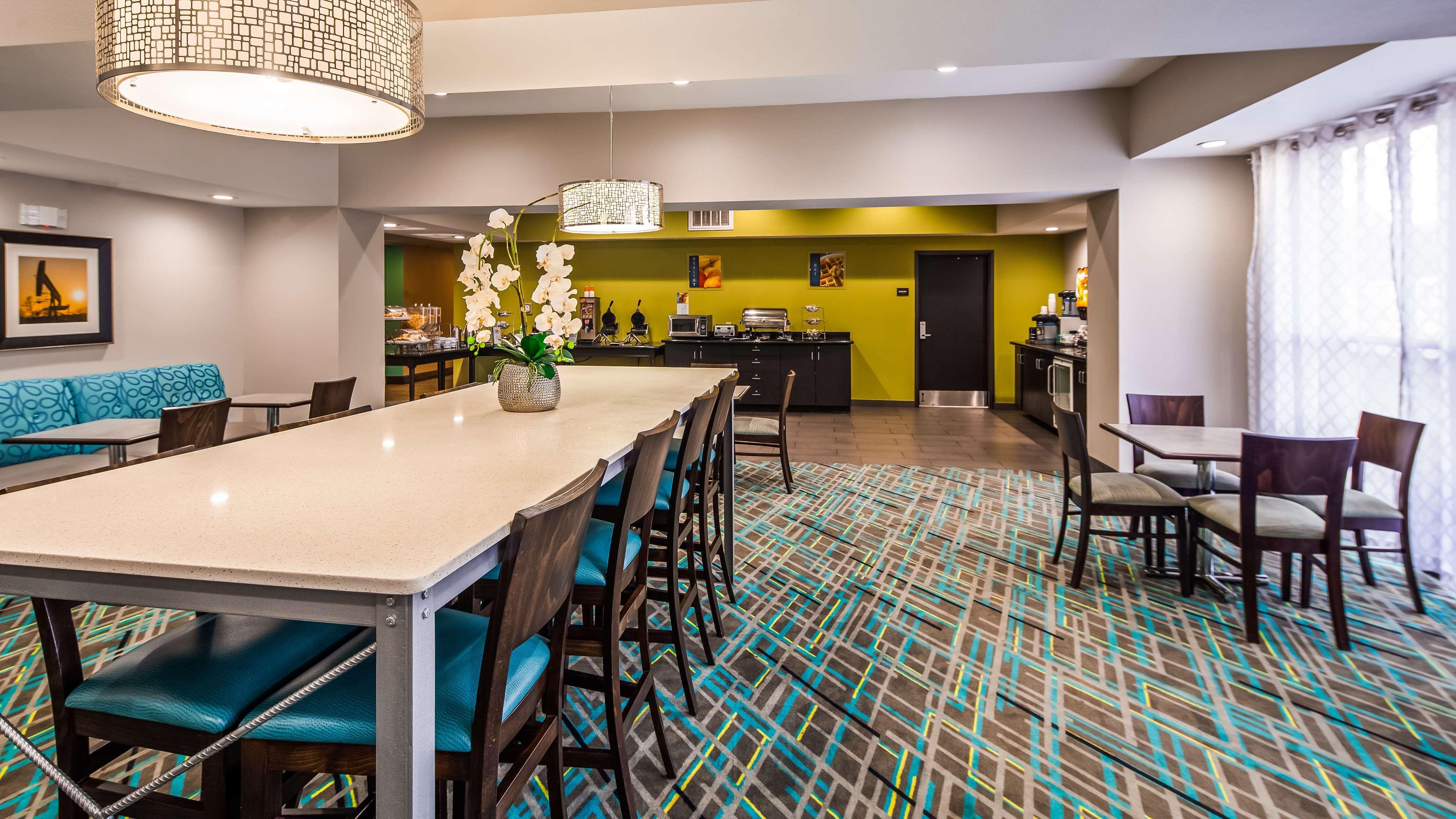 Best Western Golden Prairie Inn And Suites Sidney Kültér fotó