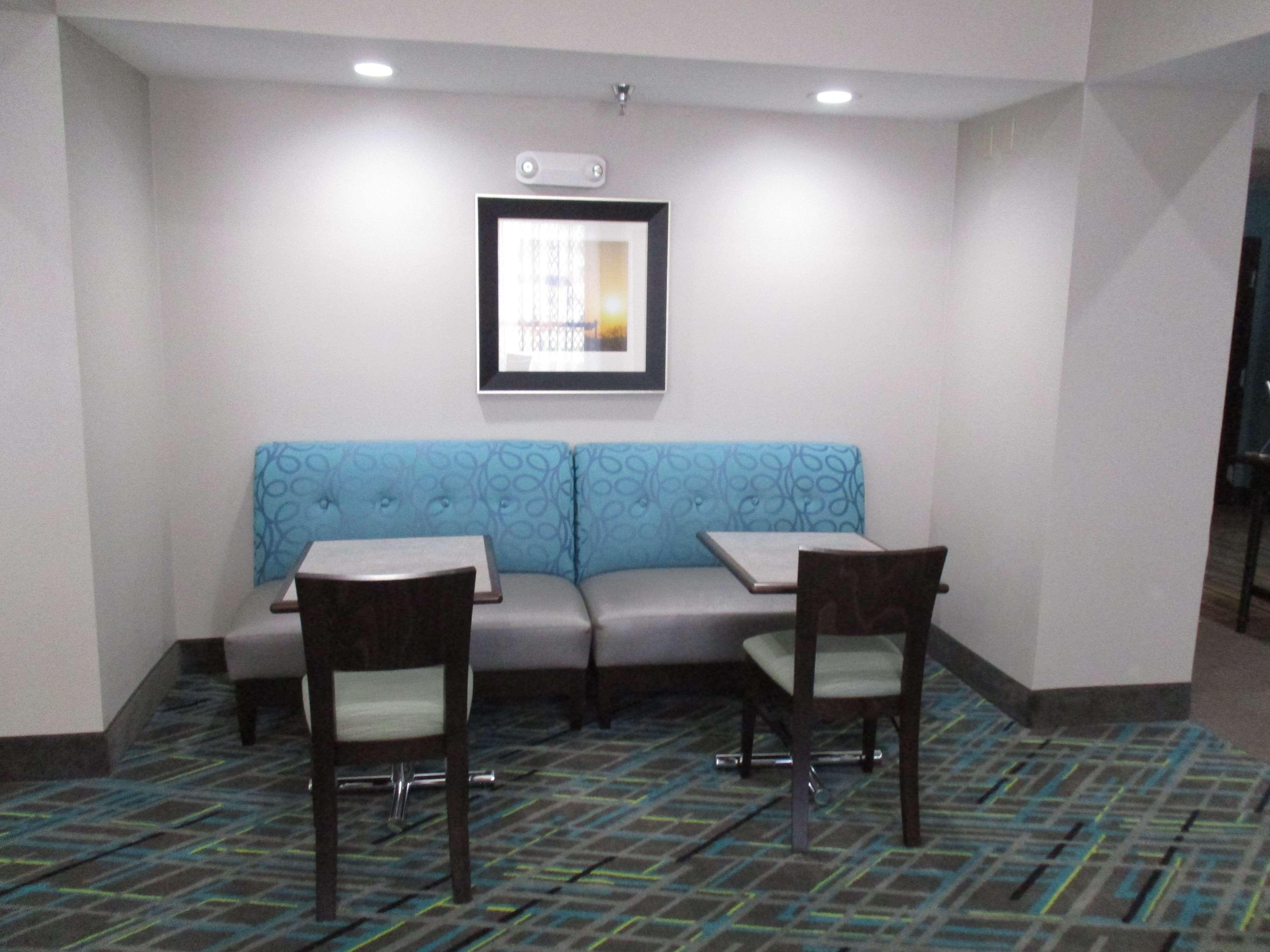 Best Western Golden Prairie Inn And Suites Sidney Kültér fotó