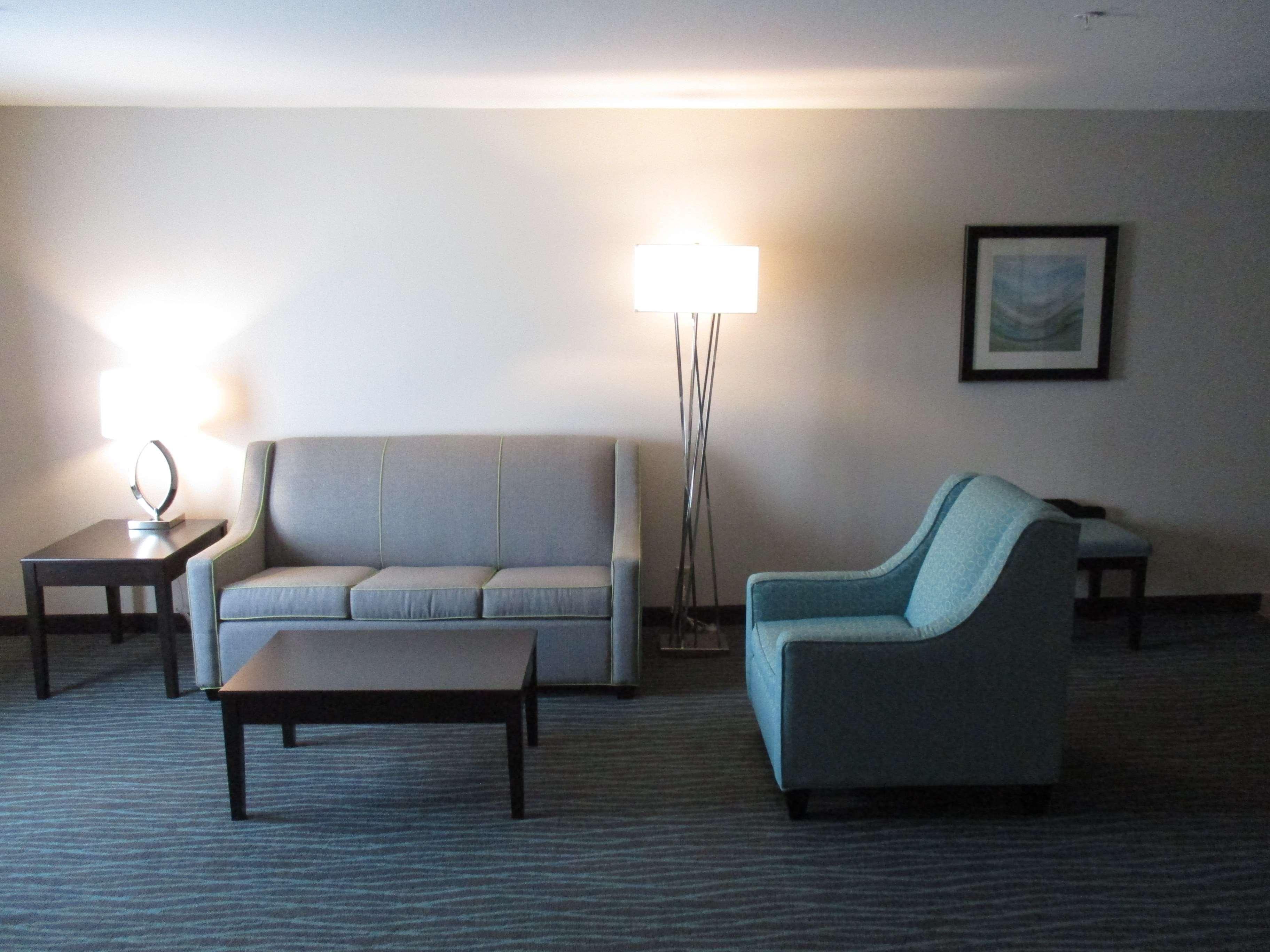 Best Western Golden Prairie Inn And Suites Sidney Kültér fotó