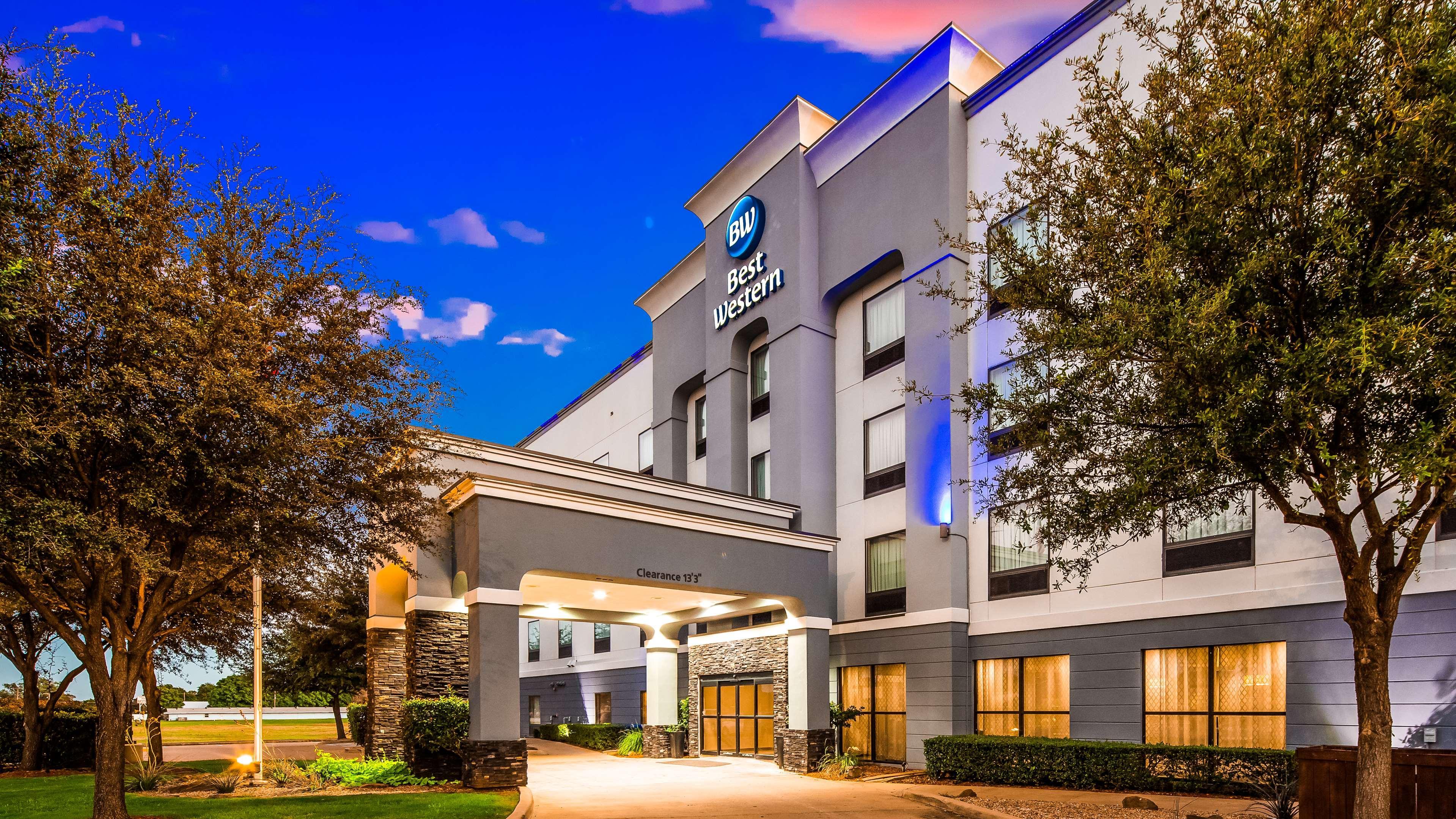 Best Western Golden Prairie Inn And Suites Sidney Kültér fotó