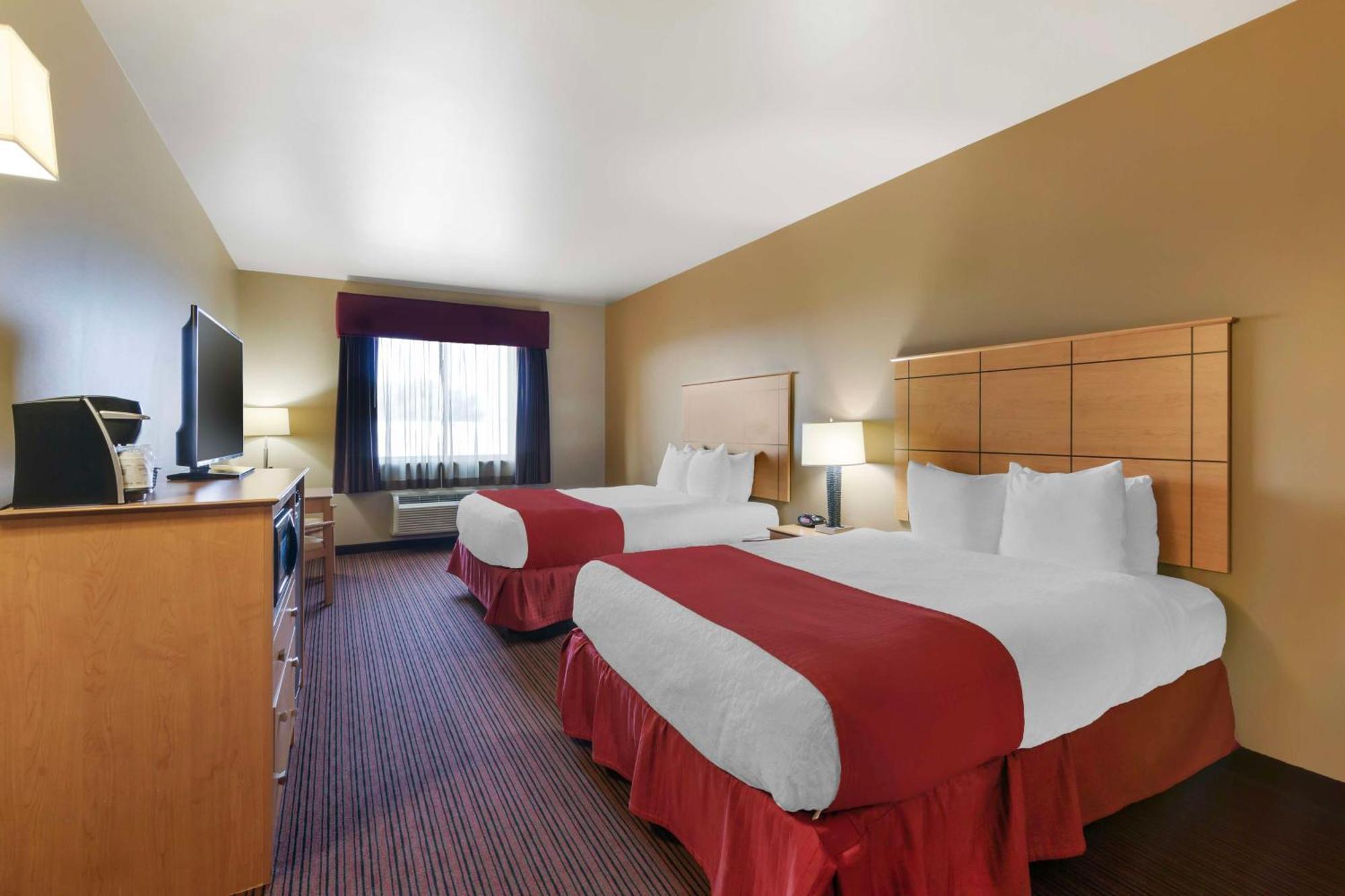 Best Western Golden Prairie Inn And Suites Sidney Kültér fotó